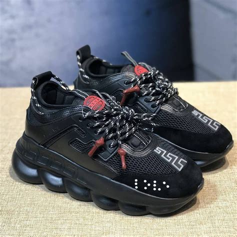 black chain reaction shoes